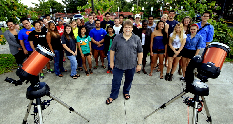 Astronomy 110 lab group shot
